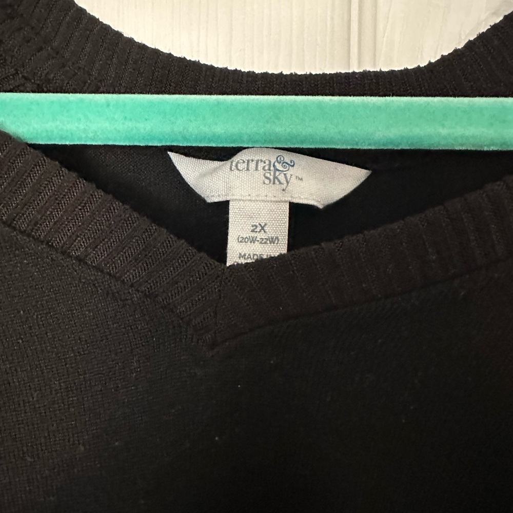Terra & Sky Black Sweater